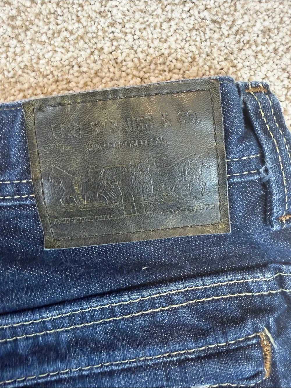 Levi's 511 Skinny Men's 34x32 Dark Wash Denim Zip Pockets Jeans